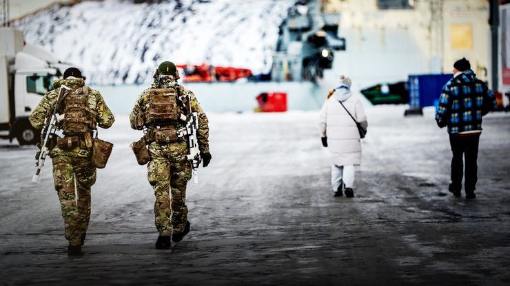 جرينلاند داخل الناتو.. كيف تحولت إلى بؤرة صراع؟