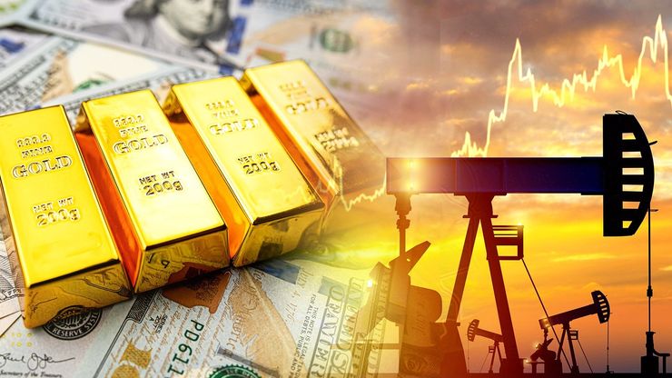 علاوة المخاطر ترفع أسعار النفط.. والذهب يتراجع أمام قوة الدولار