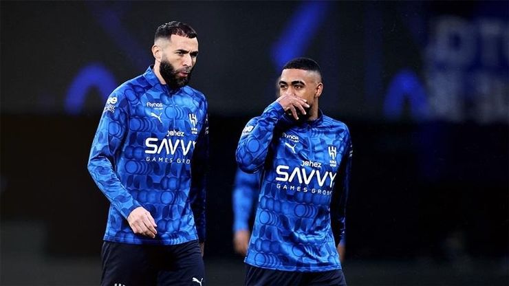 رونالدو يشتري 25% من ألميريا.. وبنزيما يغيب عن الهلال