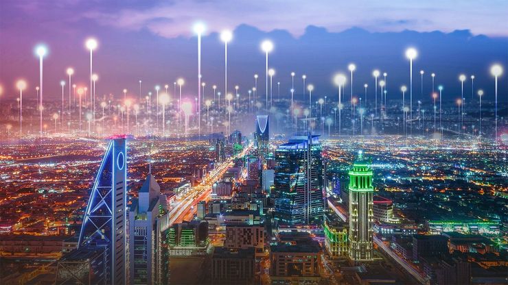 شراكات وصناعات ذكية.. السعودية تجذب عمالقة التكنولوجيا