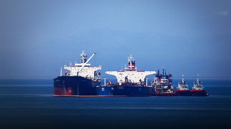 أسطول الظل.. كيف تبيع إيران نفطها؟