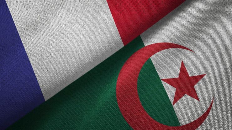 الجزائر تشرّع قانونًا يجرّم الاستعمار الفرنسي