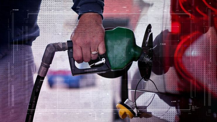 البنزين والديزل يدخلان المعركة الانتخابية.. المستهلكون يضغطون على الإدارة