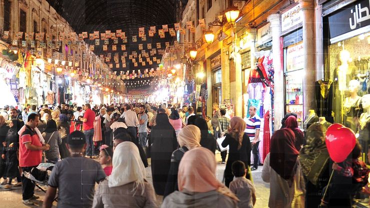 ضعف القدرة الشرائية يضغط على أسواق سوريا في العيد