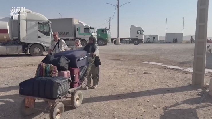 المهاجرون الأفغان وحرب إيران.. العودة بخسائر مضاعفة